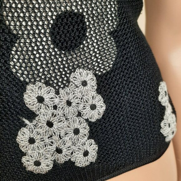 Vintage 90s Y2K Knit Tank Top Crochet Flowers Size S Black White Grey Layered - Picture 2 of 6